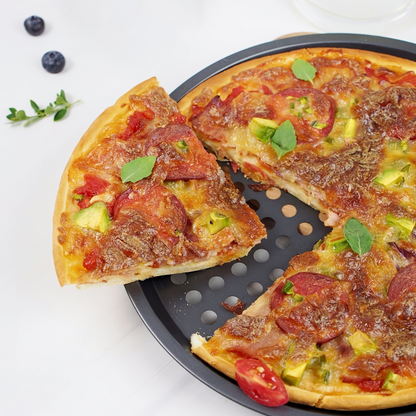Giovanni | Crispy Crust Perforated Pizza Tray